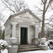 2013-03-16_12-29_16660_WTA_5DM3 The Woodlawn cemetery was established in 1895 and immediately attracted some of the most notable names in the city.The grounds encompass 140 acres (57 ha) and...