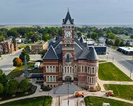 2025-09-14_343995_WTA_Mavic_4_Pro_1x The Hardin County Courthouse in Eldora, Iowa, was completed in 1892 under architect T. Dudley Allen, replacing two earlier wooden courthouses that had served...