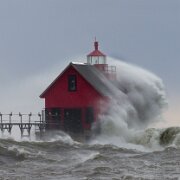 2020-11-01_021712_WTA_R5 Grand Haven Lighthouse Storm