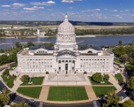 2025-10-05_412813_WTA_Mavic_4_Pro_1x The Missouri State Capitol, located in Jefferson City, was completed in 1917 after the previous capitol was destroyed by fire in 1911. Constructed of Carthage...
