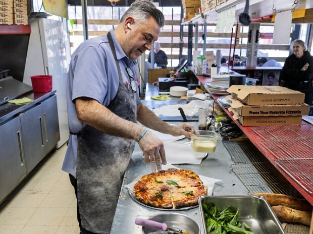 Fredi the Pizza man