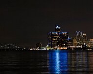 2016-08-12_98001_WTA_5DSR Detroit Skyline