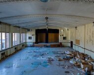 2014-03-30_10-07_13418_WTA_5DM3_HDR Harry B. Hutchins Intermediate School, located on the north side of Detroit, was part of a new wave of education in the city when it opened in 1922. Despite the...