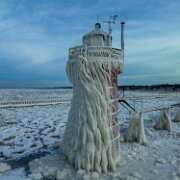 2022-12-28_121625_WTA_Mavic_3 Lighthouses - Ice South Haven, Michigan