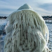 2022-12-28_121787_WTA_Mavic_3-2 Lighthouses - Ice South Haven, Michigan